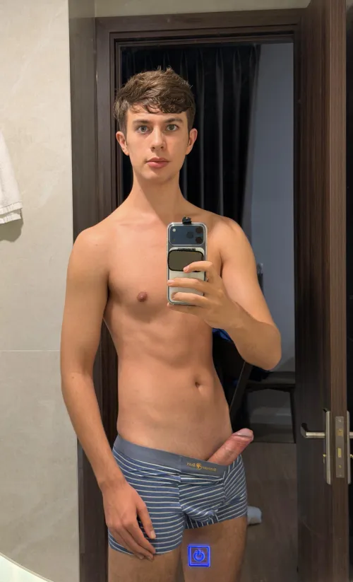 (20) I reveal my surprise by nazarapollo