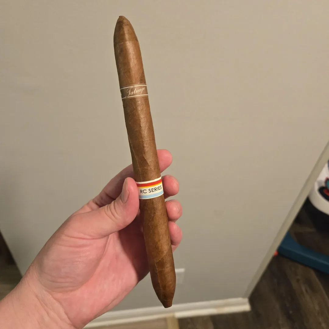 2014 Tatuaje RC 233 posted by tone_creature