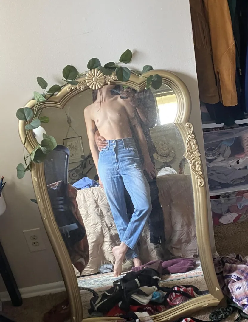 [20/18] [mf4mf] [mf4f] young couple looking for 50+ only for age play posted by Lazy-Nail812