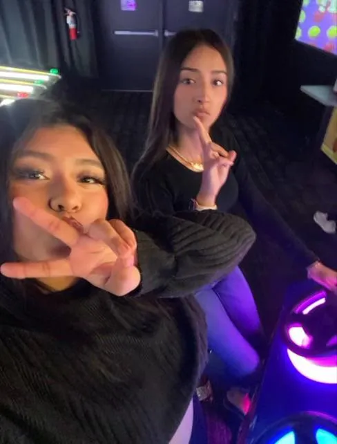 20f my homegirl and I are bored hmu if you're looking for fun both outcall and incall posted by Zealousideal_Eye4990