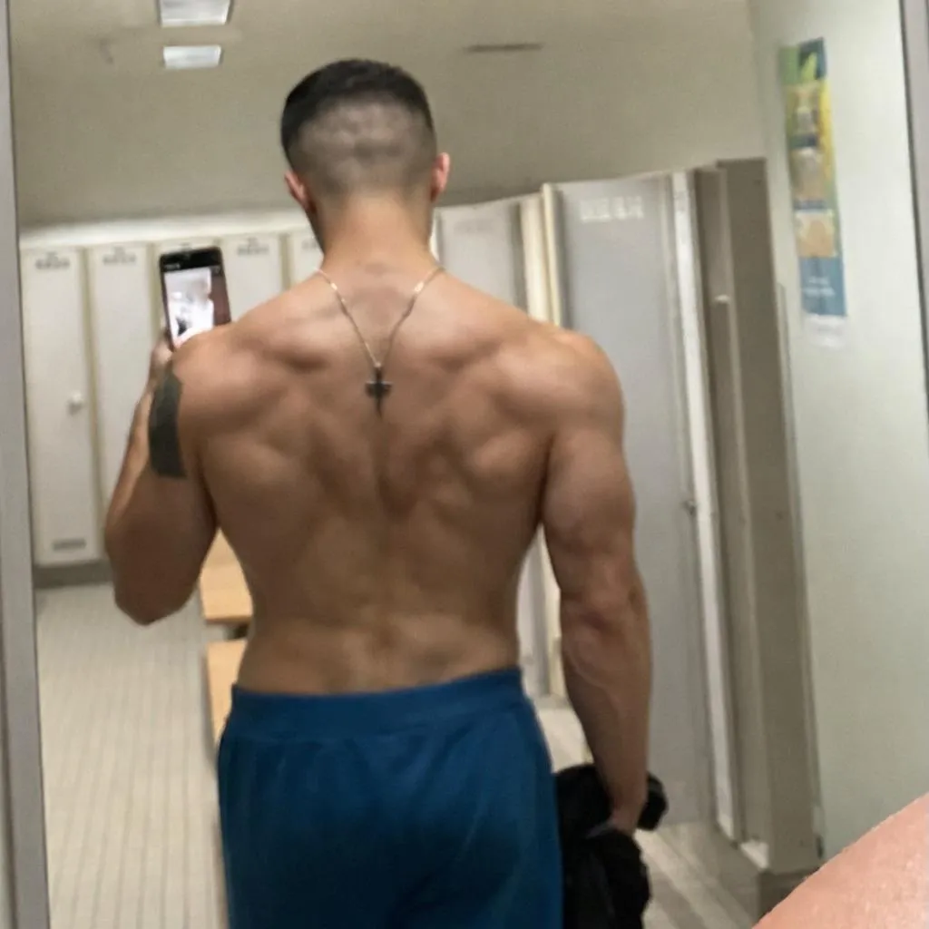 21 M4F dm me posted by Delicious_Bat9993