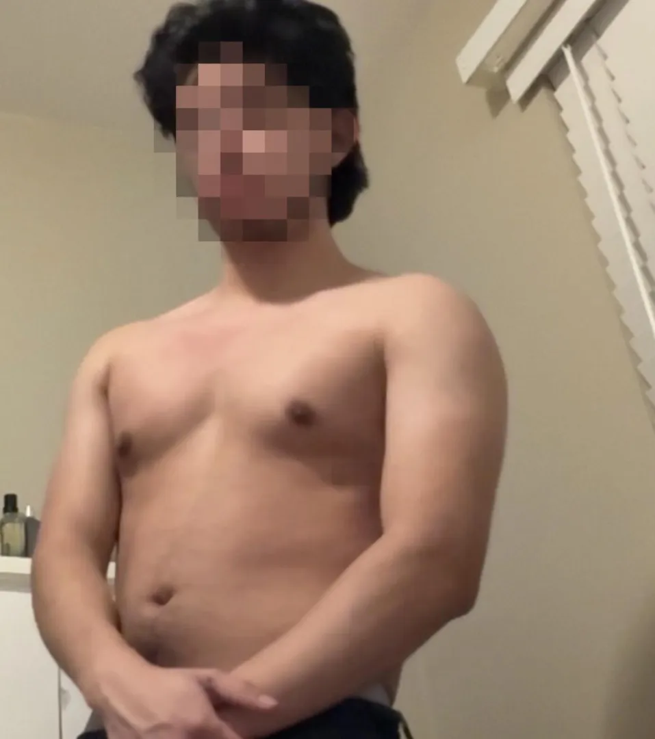 21 (M4F) looking for FWB posted by PleasureKnight4