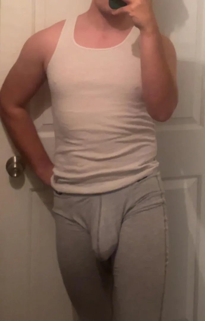 21 straight caught you staring posted by dongbustere