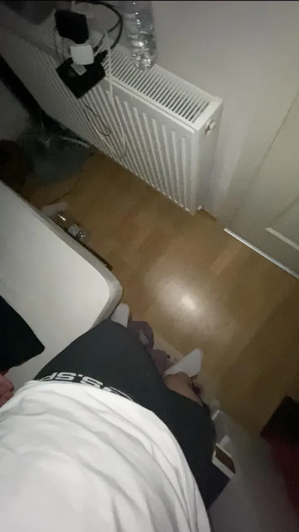 21 yaşındayım maskülenim 19.5cm A-A uyar Eskişehir-Kütahya çevresi var mı ?? posted by Last_Substance1265