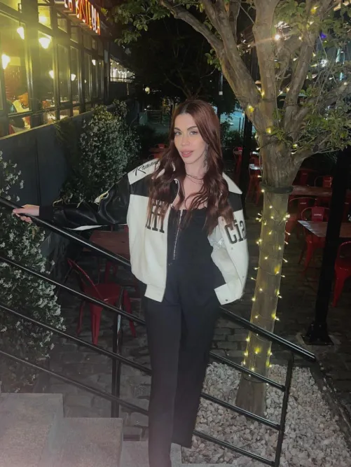 21F F4M Looking for someone fun, not boring by Few_Wishbone_3676