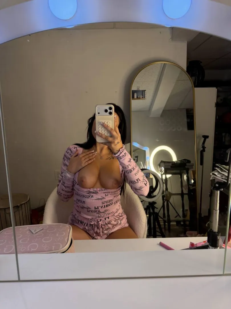 21f your cock deserves to be between these tits tonight. Need it harder. posted by sweetsinzxo1