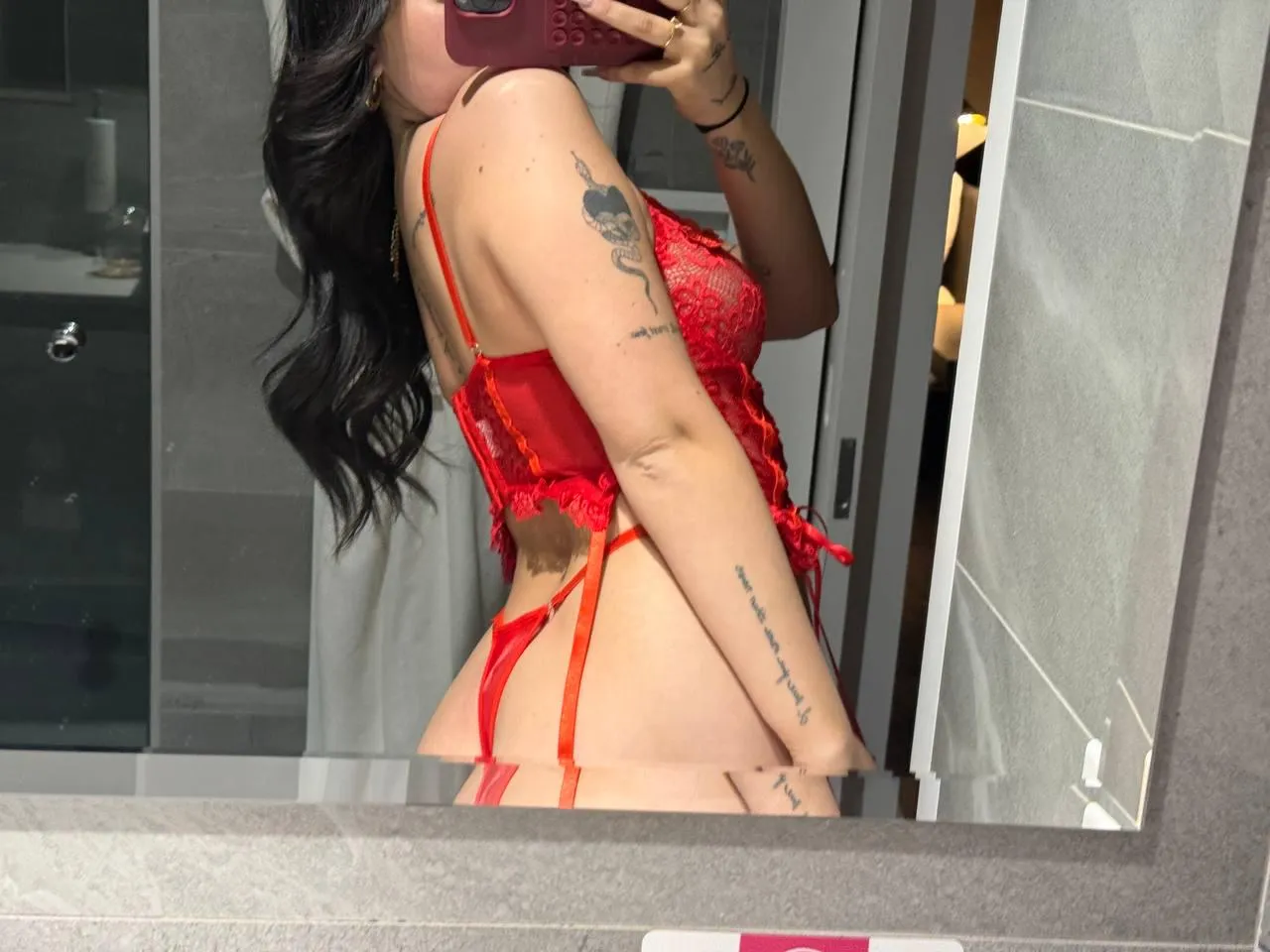 21f your hands would never want to let go I promise posted by purelysinfulxo