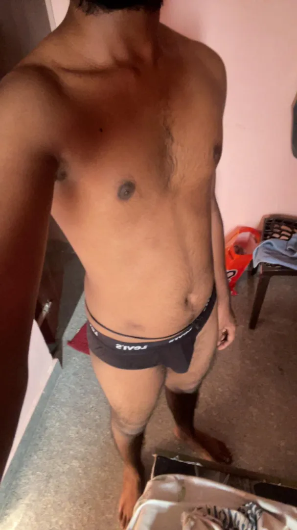 21[M] Bi Seeking a female to explore cuckold posted by peter_bunny_c