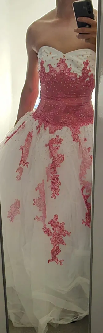 21[S4S] Leeds midweek meets ? Never know i might even let you under the dress x posted by sissy_kate-seccy