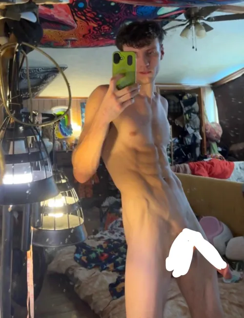 21yr old hung college athlete‍♂️ Hard to resist this BWC isn’t it? Let me bring your fantasies and kinks to lifewhile you pay down my student loans. dm open by _CollegeGuy_