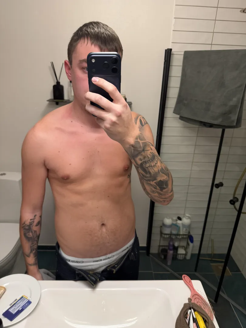 22 - En stor pik der vil hjælpe mig med ar komme? posted by Repulsive-Quote-8992