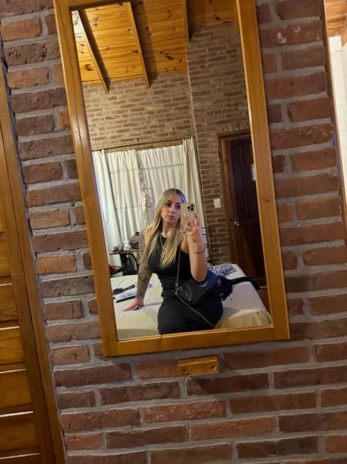 22 f4m feeling adventurous tonight by velvet_angel21