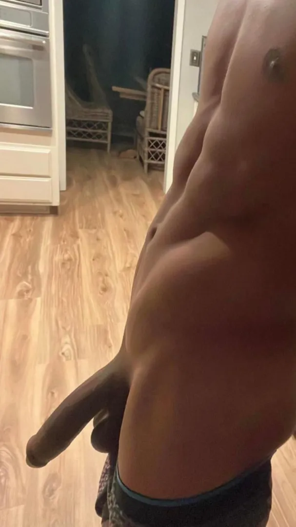 22 i’m here for a bit just trying to have fun on here for the first time dms are open❤️ posted by VividPension8598