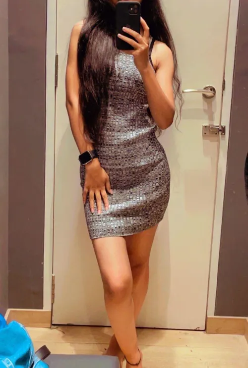 22(f) here, any girl or cuck couple up for chat? by Same-Conversation734