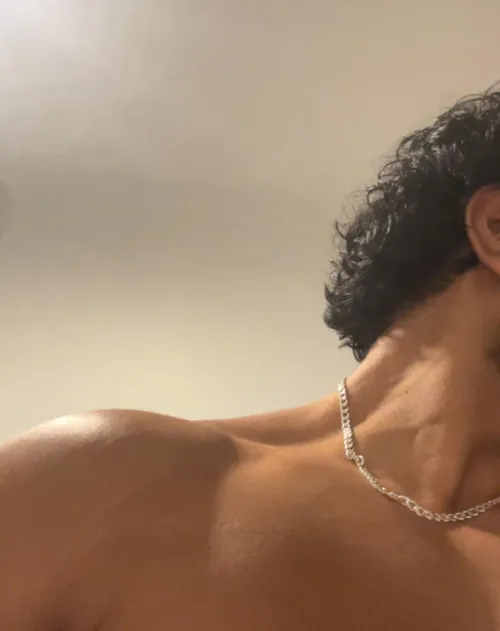 22M curious discreet straight looking for gh Southside or anom head by Competitive_Low_8112