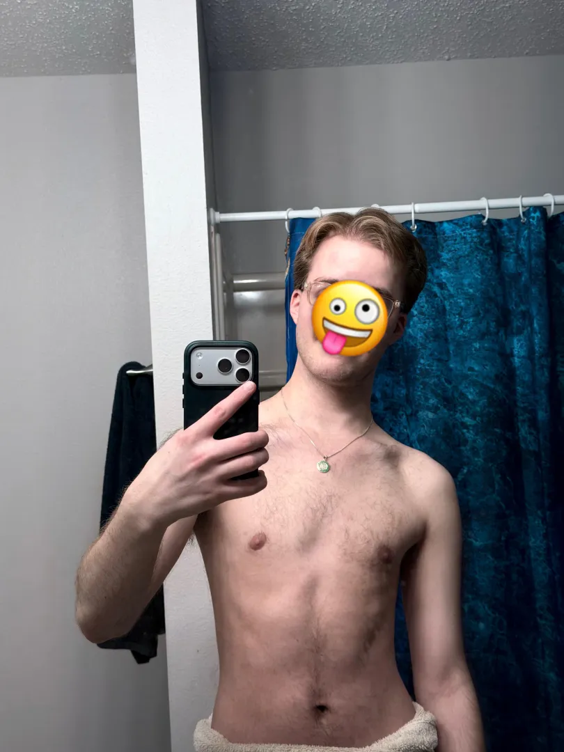 22m need the sexy bears/chubs to hit up my dms posted by Mental-Space4799