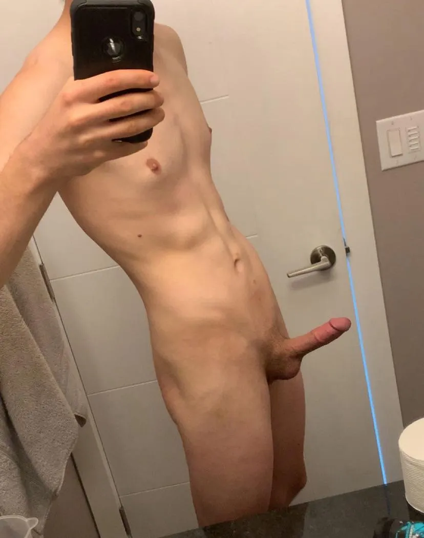 23 Canada, where’s your tongue going first? posted by Proper-Pirate5757