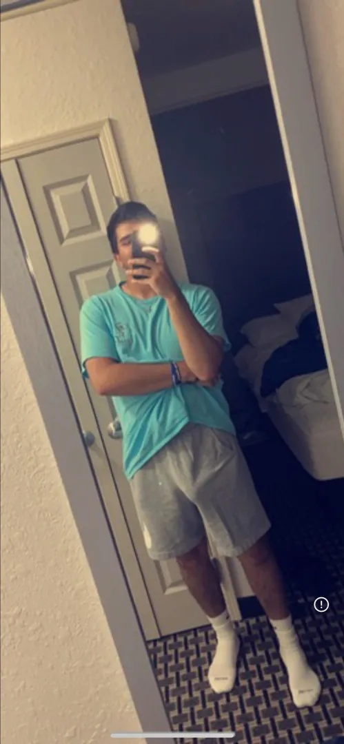 23 east Dallas hmu posted by Powerful-Style-961