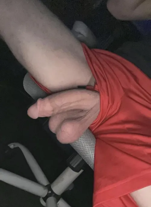 23 M4F where are the size queens at by Previous-Radish4482