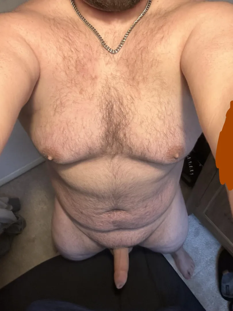 23 top here needing a 30+ bottom preferably chubby posted by DeskZealousideal7140