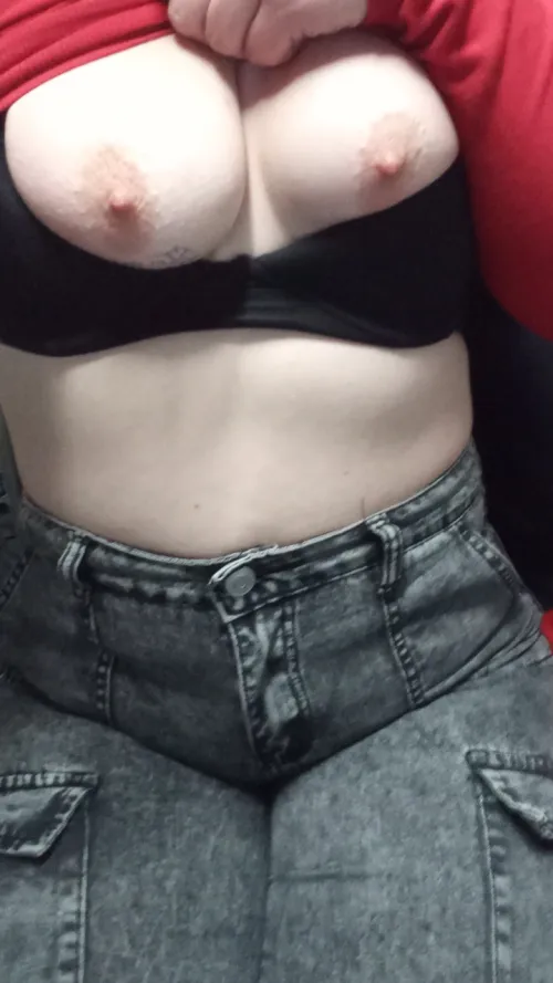 23F looking for a BWC to make me squirt...could it be you? by abitchnamedkitty420