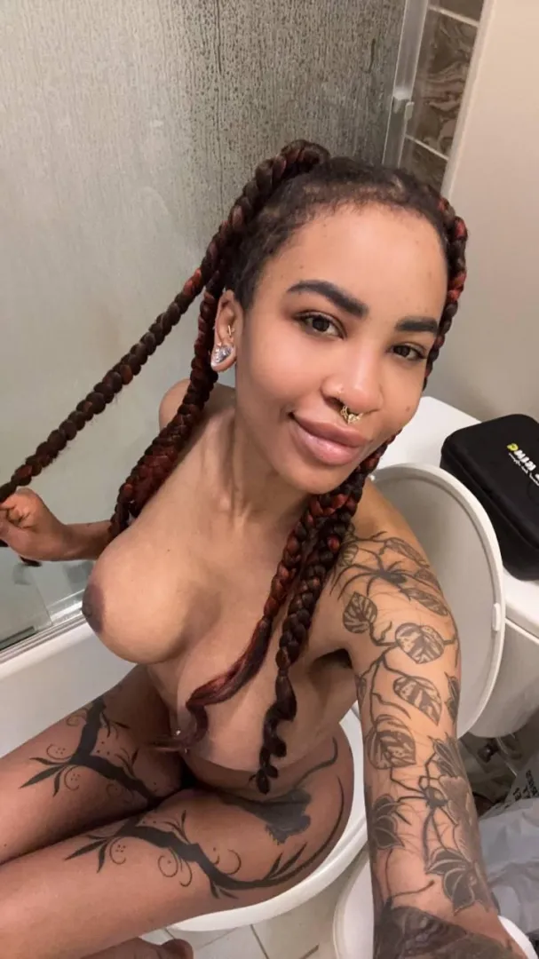 23F looking to try new things posted by xlostsoulx97