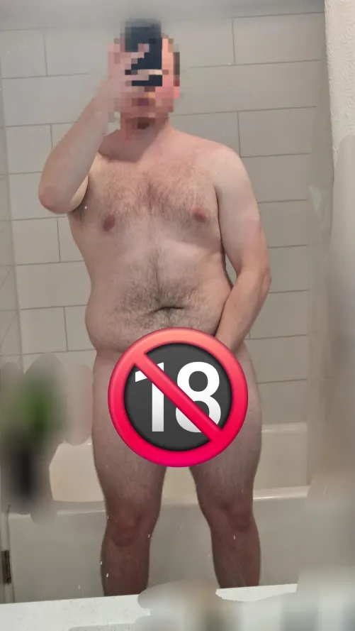 24 [M4F] Bi, and would love to explore my submissive side with a solo or a couple by ClubbDaniel