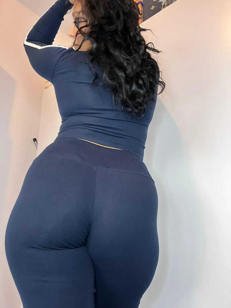 24 ys old and still too tight and naughty enough for all you want to do posted by Galadriel69_