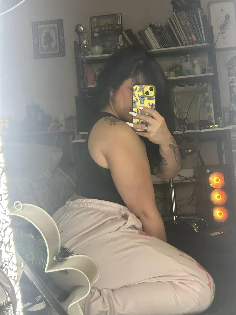 24F anyone who's trying to meet up rn? posted by Neither_Prompt3959