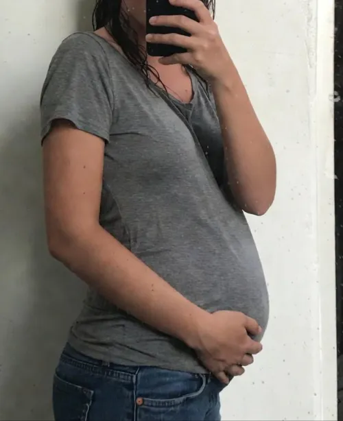 24F currently 26 weeks by Enough-Week6817