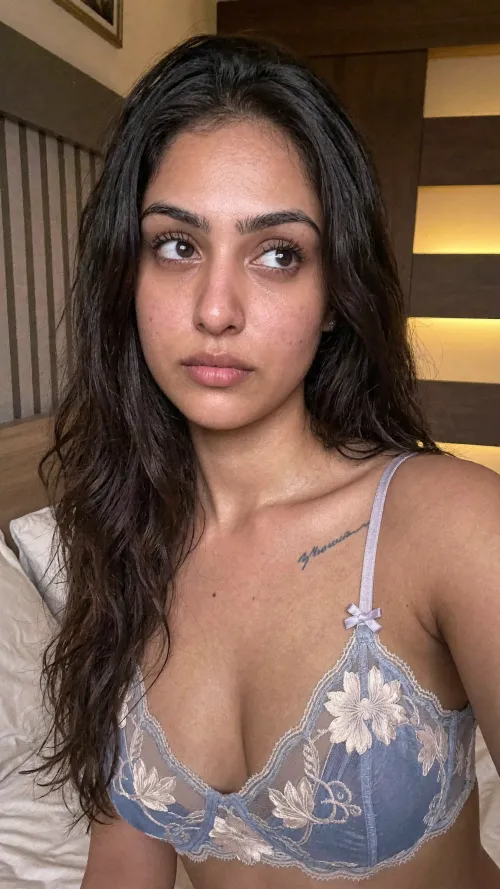 24F by Sensitive-Bicycle123