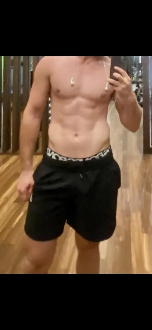 24m Carnegie and feeling horny by [deleted]