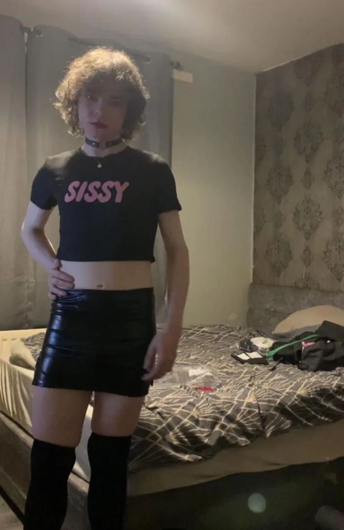 25 5f4 of Scottish sissy  posted by bmglaxo12