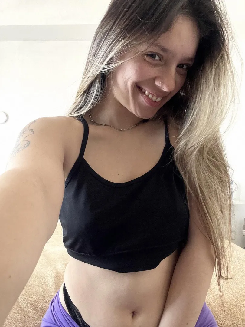 25 [f4m] searching for a grown man who knows how to make a woman feel soft safe and a little spoiled posted by daesnug