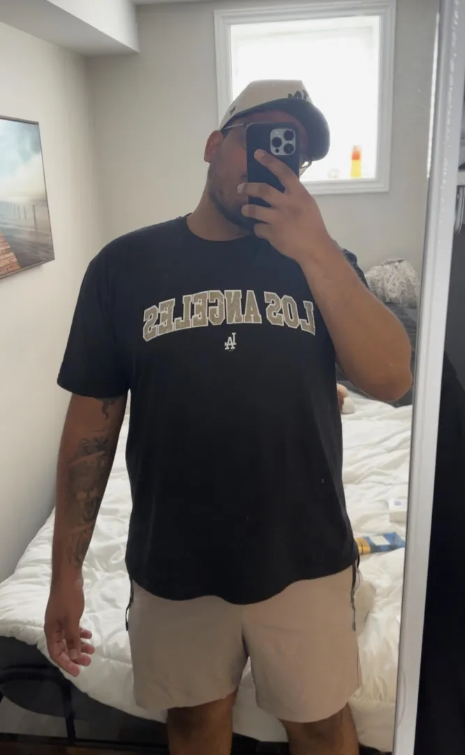 25 looking for cool friends posted by Full_Sir_6948