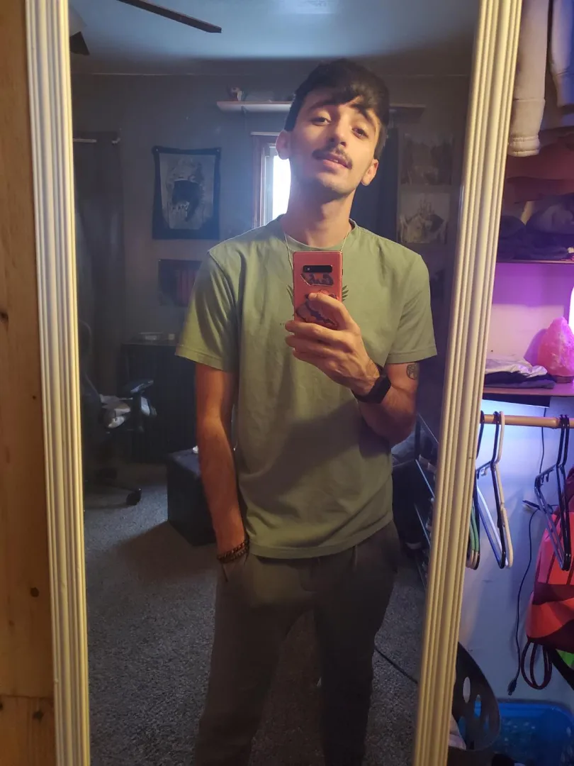 25 [M4F] Schuylkill county – 420 friendly, let's see what happens tonight posted by Austin42020