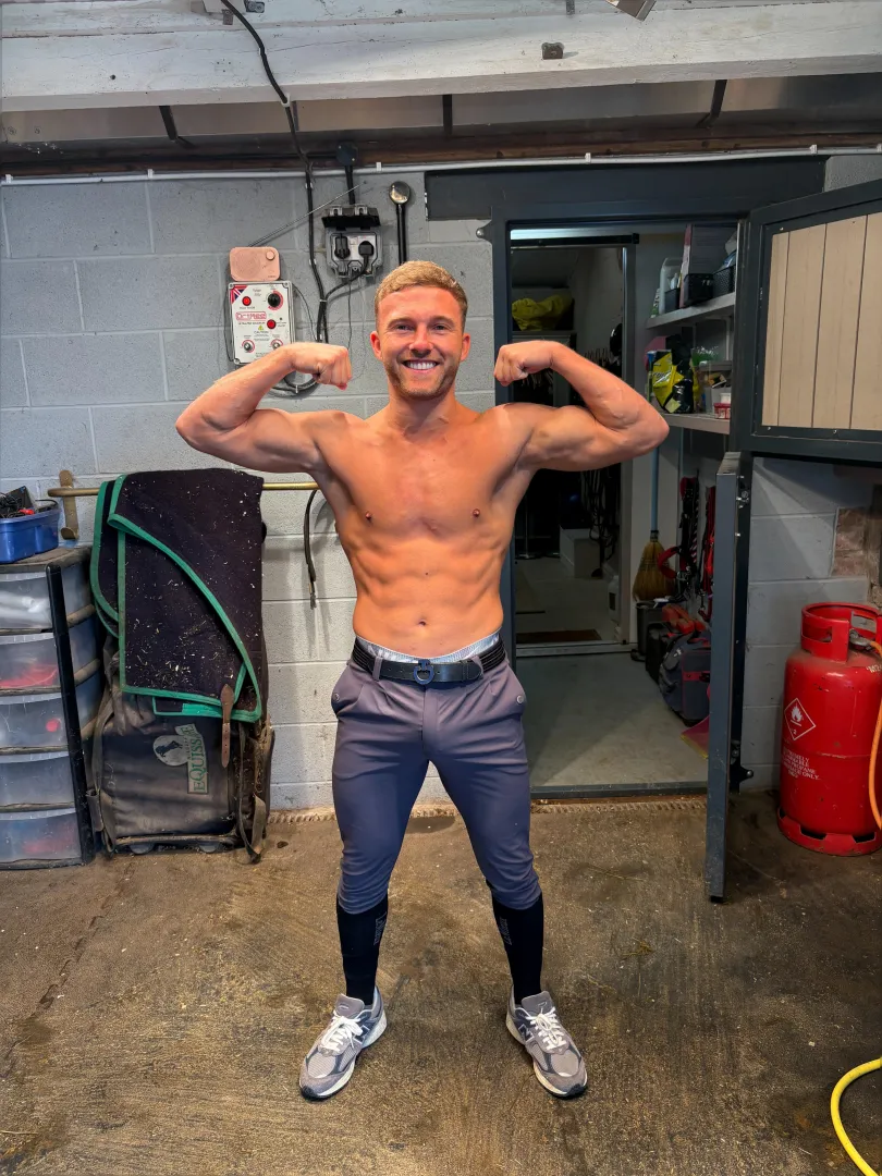 [25] post work flex posted by johntitchjockey