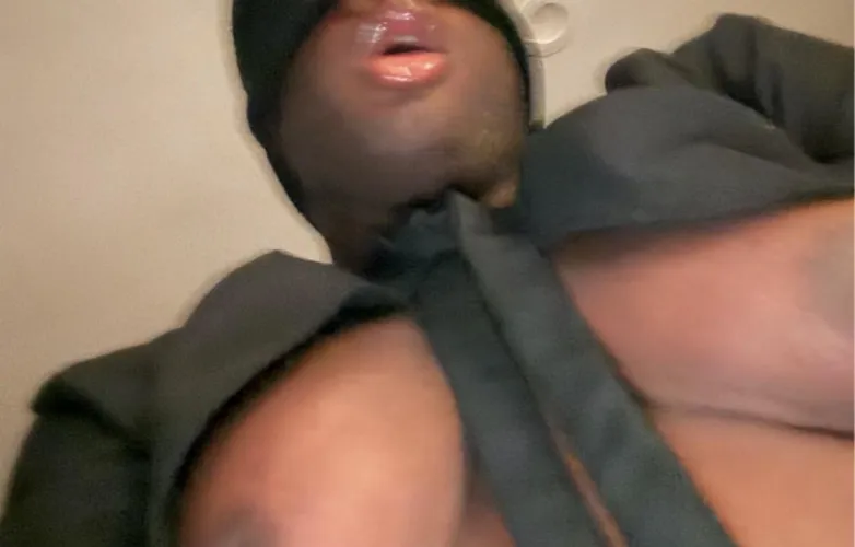 [25] sloppy throat for str8/married men by Amazing-Bat-1896