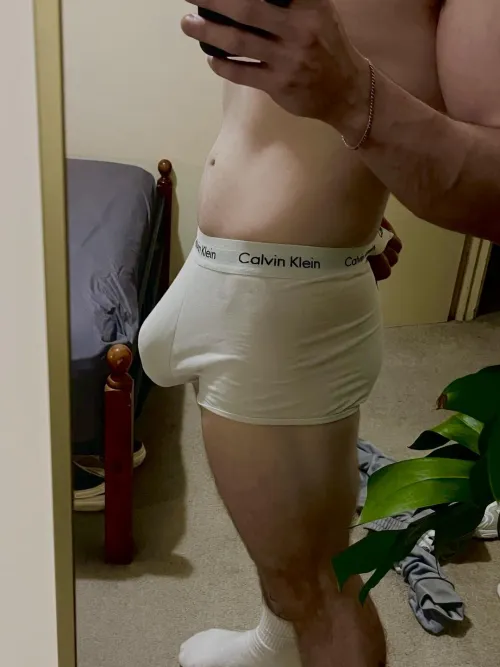 (25 Straight) it wants out by Secretly_A_Sloth