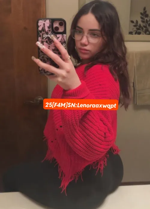 25f by Falconismycatsname