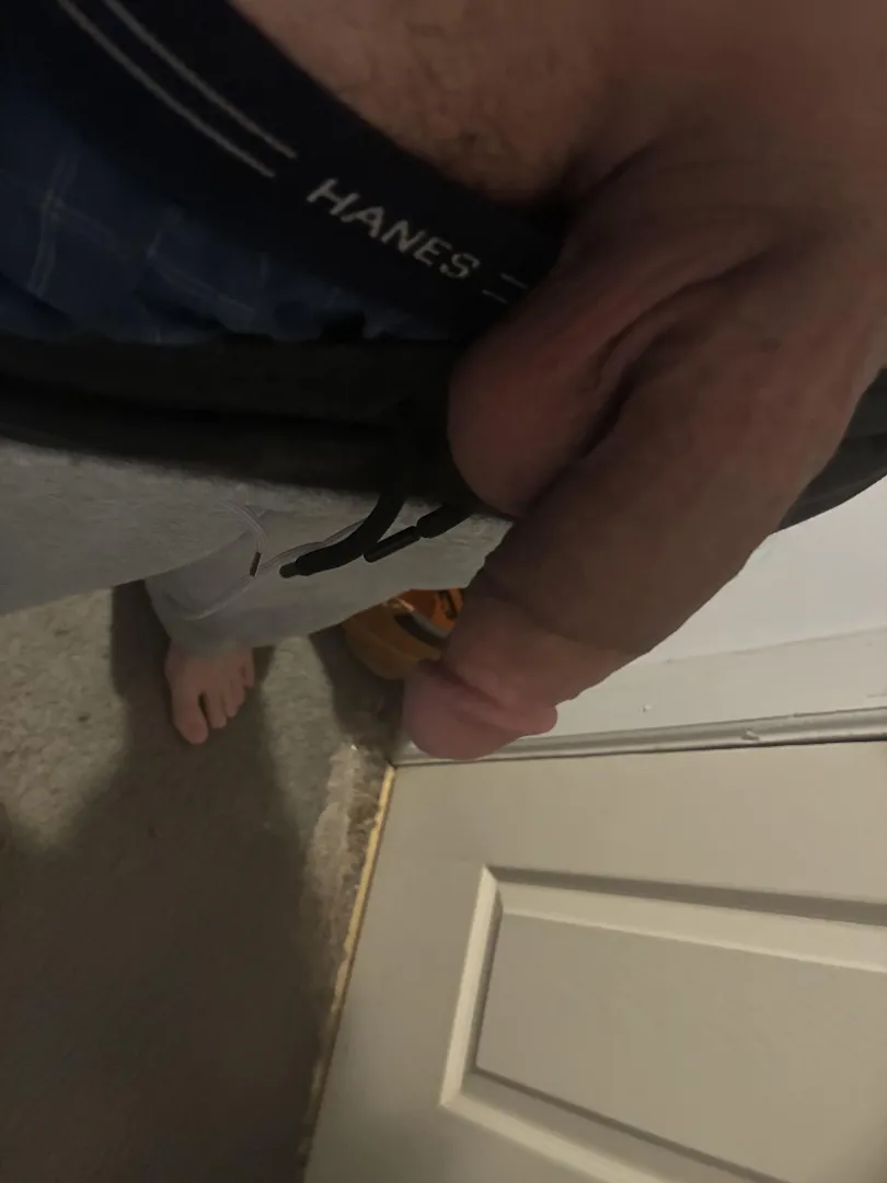 25M looking for gh in Staten Island anyone knows where posted by No_Intention5196