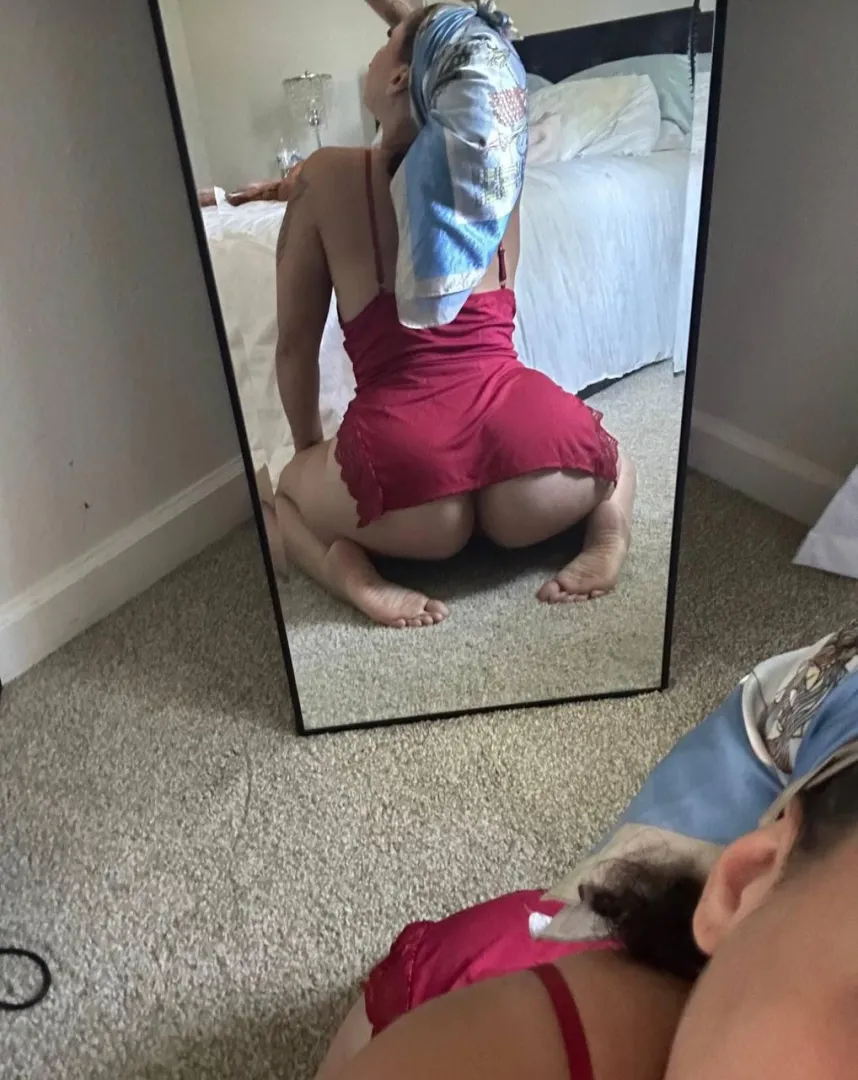 26 [F4M] NC mornings got me feeling confident today posted by Inevitable_Credit155