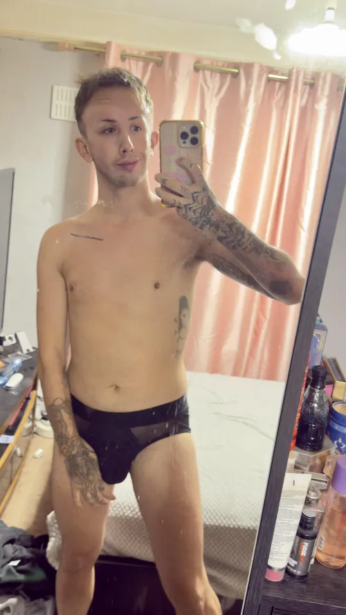 26 m uk open to getting to know some new people by Lukeb23x