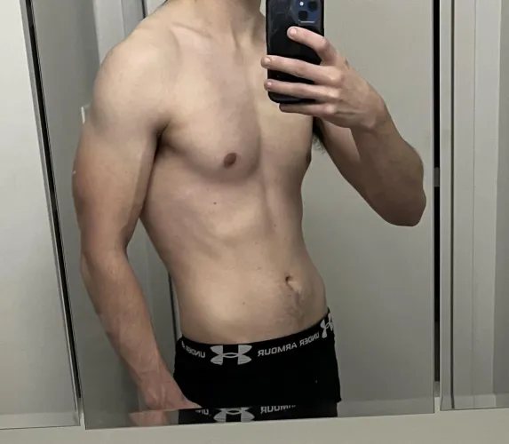 26 [M4F] [M4T] Looking for a cuddle buddy by Throwaway802081