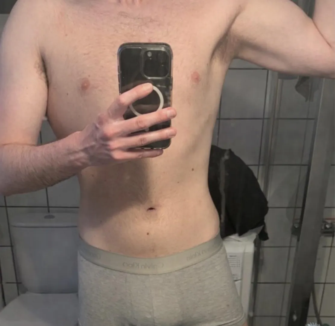 26 [M4M] Bi fit lad looking for other straight/bi lads for fun, got snap 20-28 only Edinburgh/Newcastle posted by Public_Lunch_5018