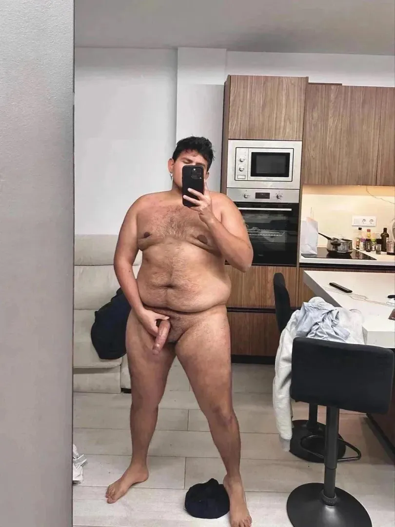 26 [M4M] chub horny asf looking for fellow,CHUB/ OLDER MEN to get freaky with and bust a fat load, super fucking horny rn!!! LETS GET NAKEDDDDD Older+++chubs+++ feet+++Verbal + bear+++ add me: manny_rib71 posted by Ecstaticgoon