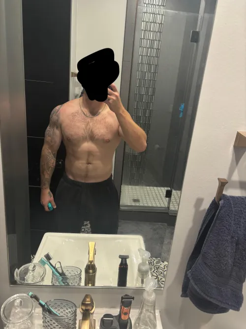 26 m4mf Longview looking for couple by Appropriate-Ride1274