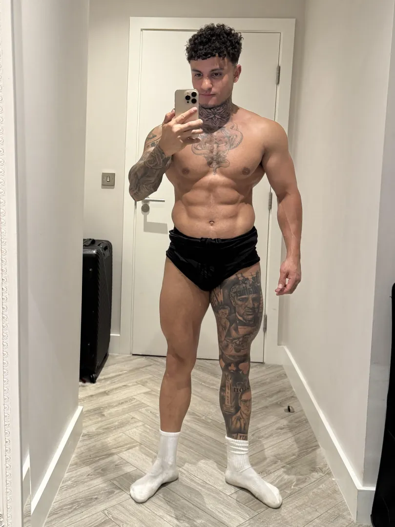 [26] your new favourite socks posted by Behindtheinkk