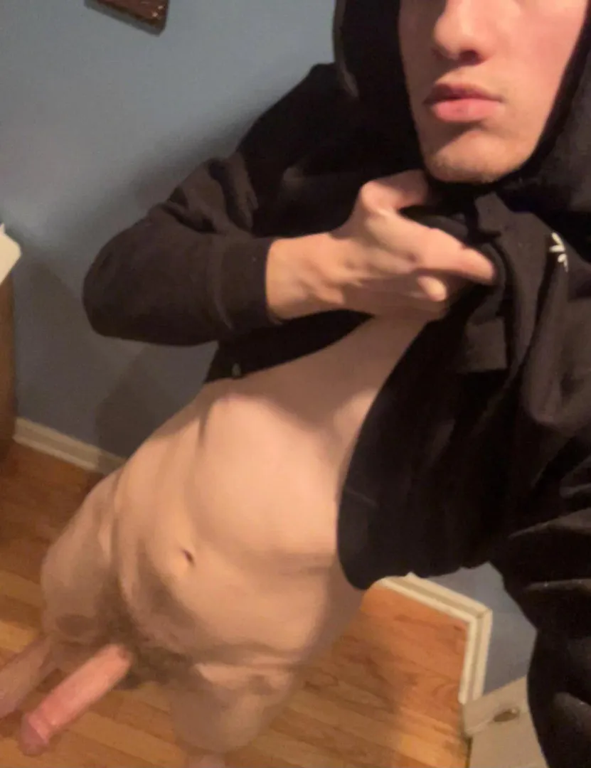 26M open to all kinks hmu posted by Turbulent_Seaweed_37