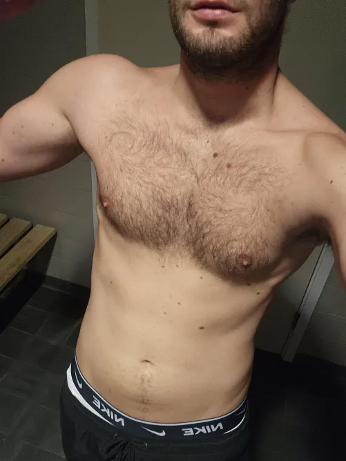 26yo fit and hung Italian ex soccer player looking to compare on vc with verbal fit bros snap @tilbro2025 by HeavyPanda8424